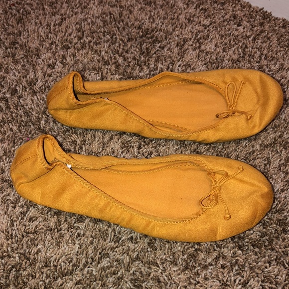 💖Old Navy Ballet Flats - Picture 6 of 9